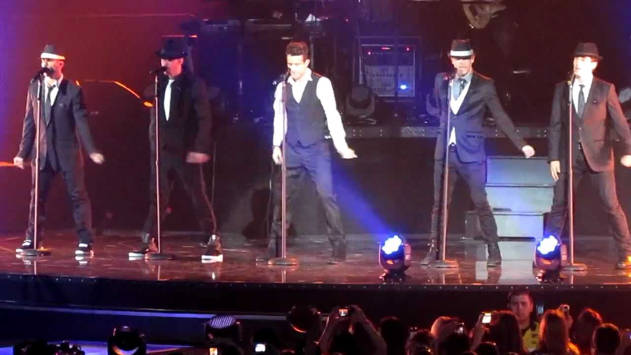 NKOTBSB - Please Don't Go Girl - Toronto