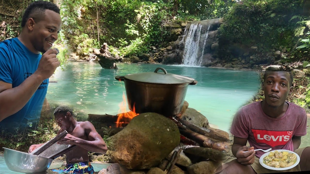 Plut at the river | twin sister in the heat, what a nice cool down