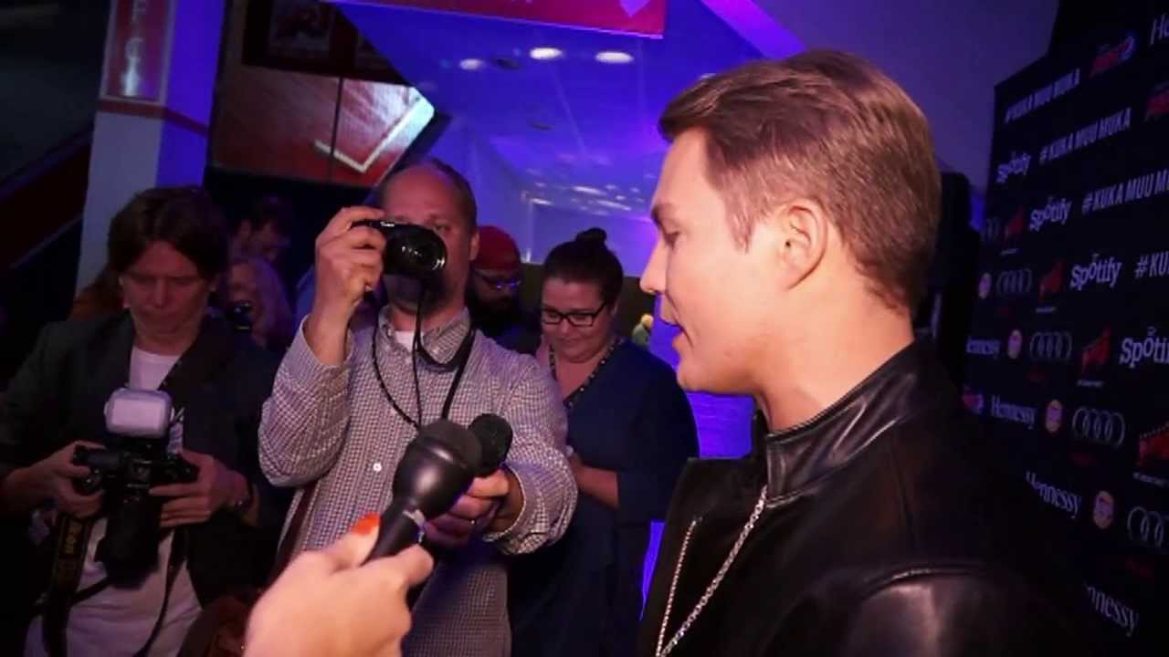 Chaos Tube: Cheekin jäähallikeikan vip-tilaisuus