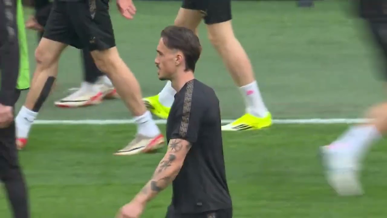 Bod&oslash; Glimt-trening idet de n&aelig;rmer seg historisk UCL-fremgang