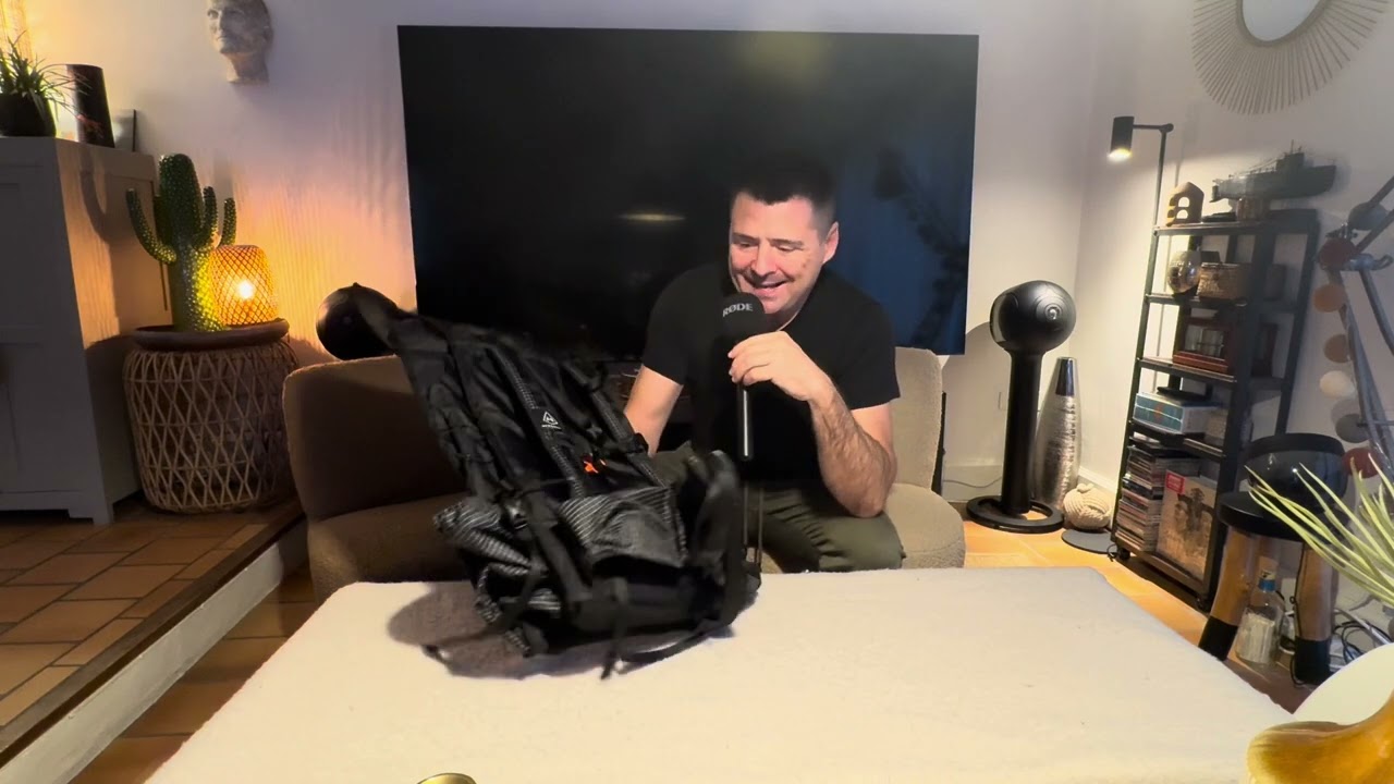 Hyperlite mountain gear UNBOUND 40.  Ultra light !!!