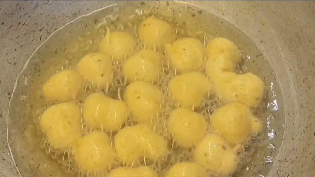 मुँह में घुल जाने वाले नरम पकौड़ों वाली कढ़ी | Special Masala Kadhi #youtube #trending #viralvideo 