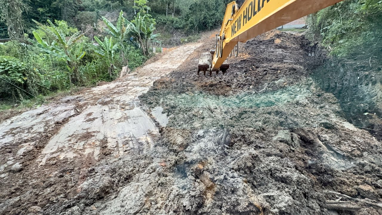 ERA S&Oacute; LAMA E AGUA,ERA IMPOSS&Iacute;VEL FAZER.Transforma&ccedil;&atilde;o absurda: de atoleiro sem sa&iacute;da a estrada firme