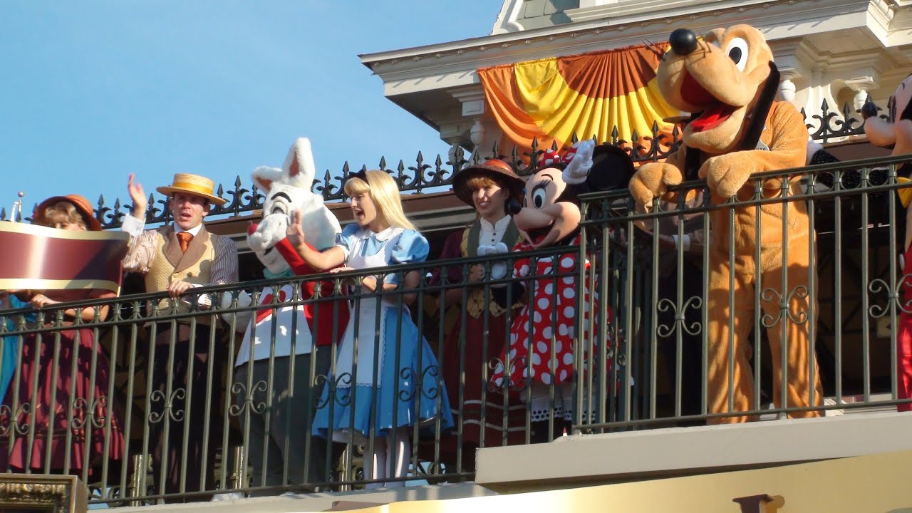 Disney: Magic Kingdom Welcome Show: Sunday October 13th, 2013