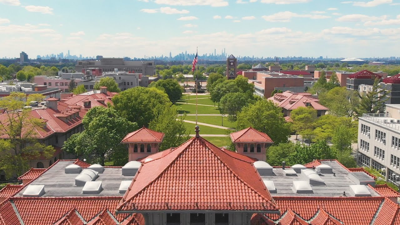 Queens College Business School: 