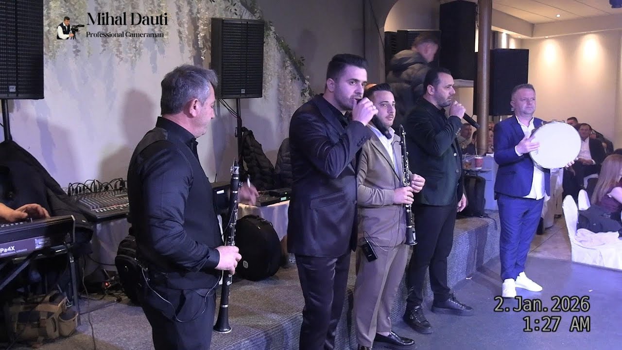 ΓΟΡΓΌΝΑ ΚΛΑΡΊΝΟ ΒΑΣΙΛΗΣ ΚΩΣΤΑΣ ΚΕΙ ΘΑΝΆΣΗΣ ΚΩΣΤΑΣ ΤΡΑΓΟΎΔΙ ΧΡΗΣΤΟΣ ΠΟΤΣΗΣ ΒΑΓΓΕΛΗΣ ΚΥΡΙΑΖΟΣ. 