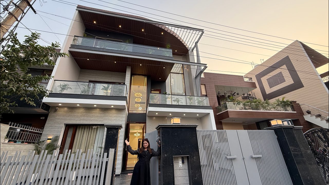 256 Gaj 5BHK LUXURIOUS House For Sale In Mohali