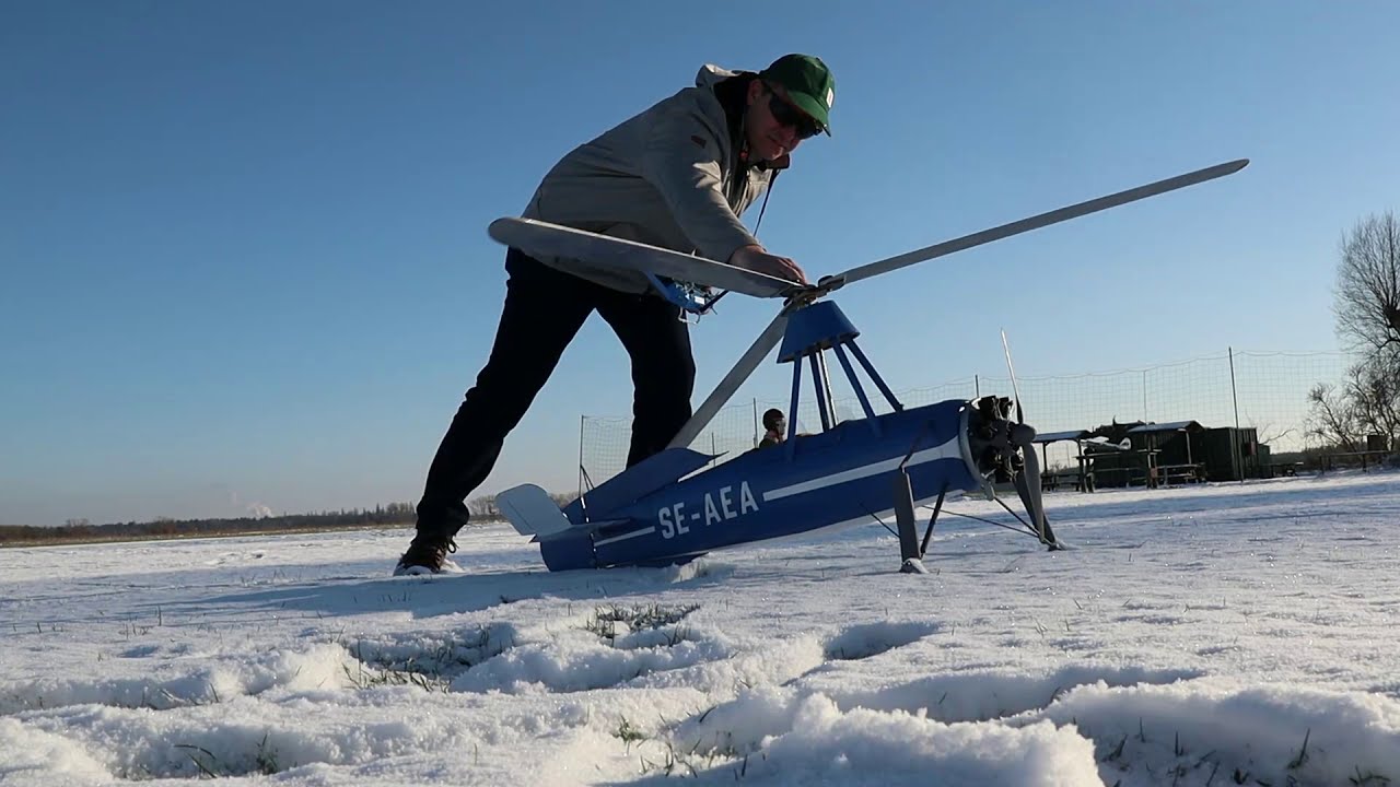 Finally starting from snow with my  Cierva C 30 SE-AEA