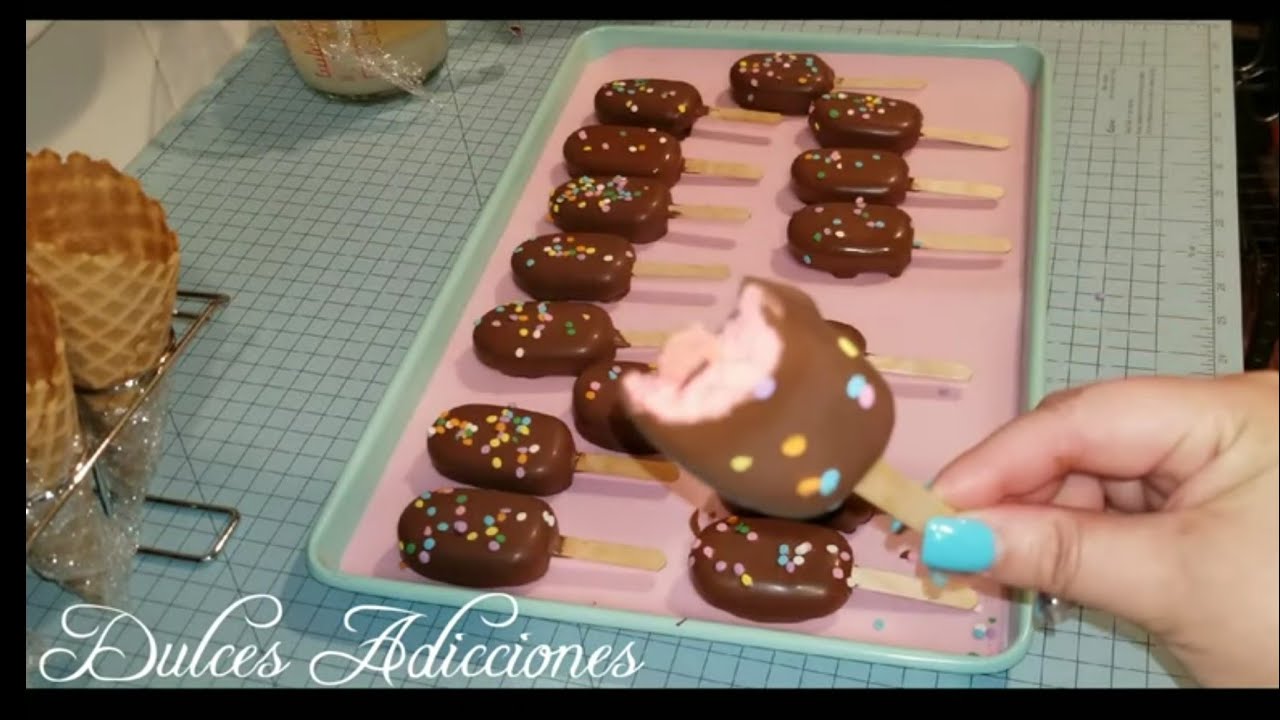 #295 Paletas rellenas de marshmallow de fresa casero, muy facil de preparar July 4, 2021