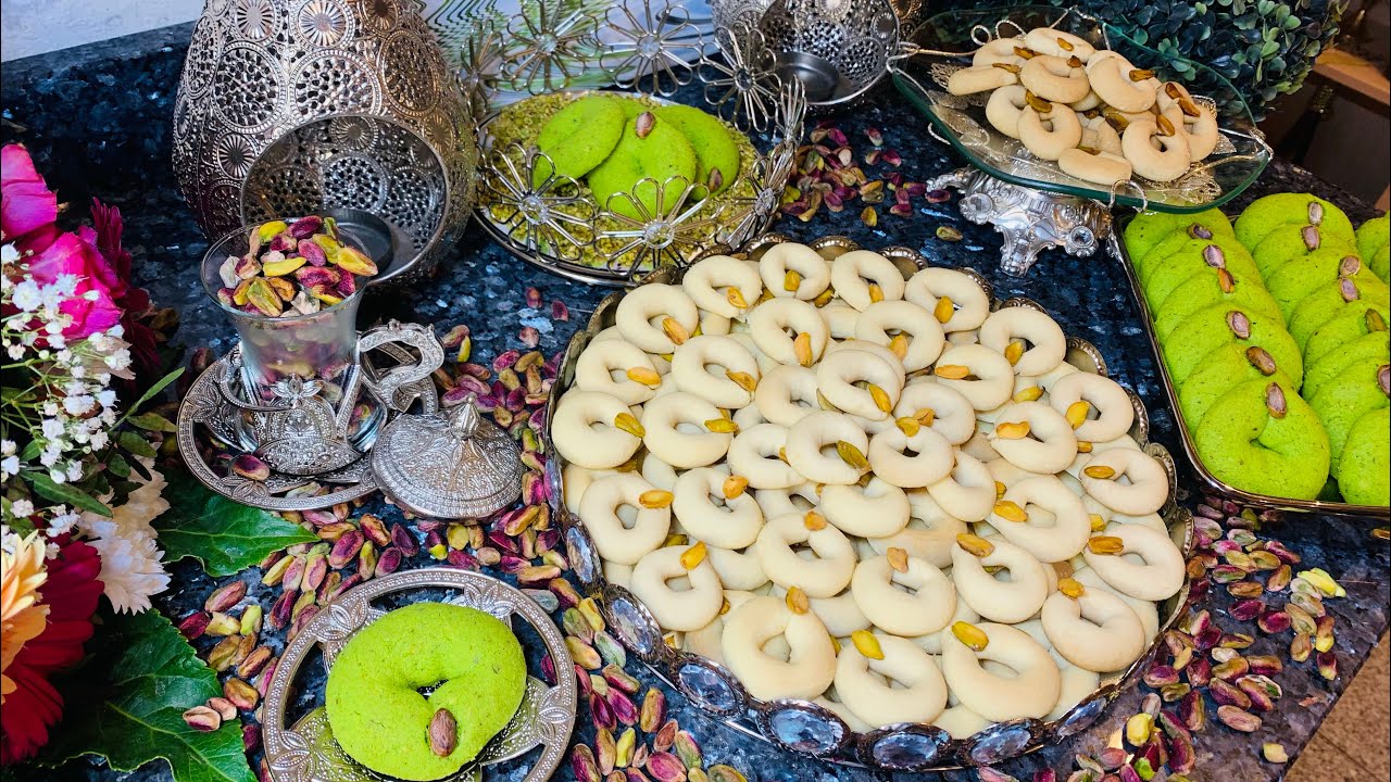 الغريبة الشامية الناعمة البيضاء (السنيورة) الغريبة الحلبية بالسميد (غريبة بالفستق الحلبي)