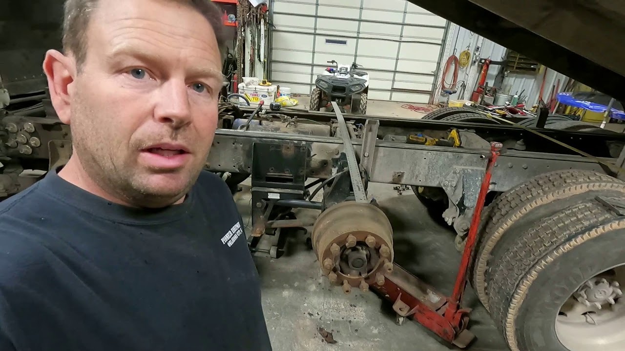 installing a new drop axle on a 379 peterbilt