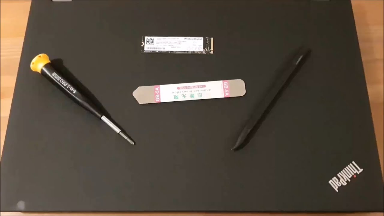 Lenovo P52 Disassembly And Upgrade Options