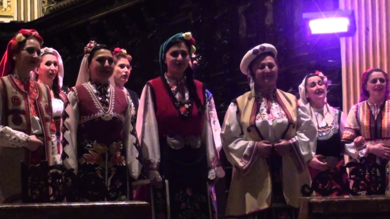 The Bulgarian Voices Angelite -16- Prochu Se Moma Nedelia