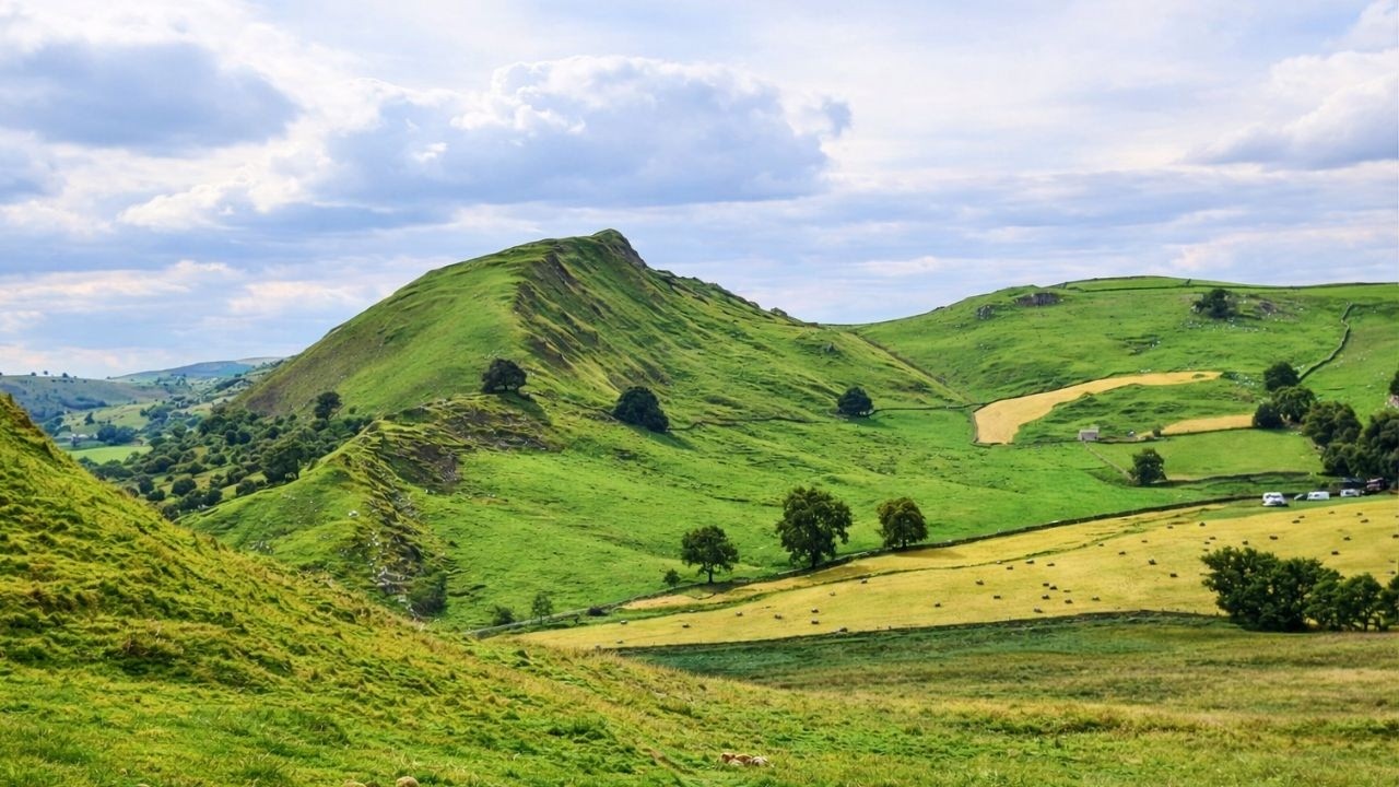 Exploring the Dragon’s Back: A Walk Along Chrome Hill’s Jagged Ridge