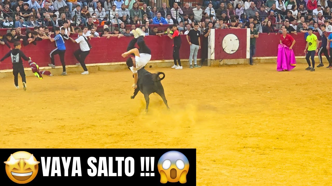 🔝SALTOS BRUTALES‼️VAQUILLAS DEL PILAR 2025💯