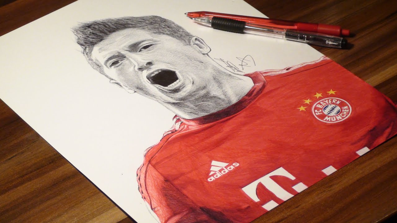 Robert Lewandowski Pen Drawing - FC Bayern - DeMoose Art