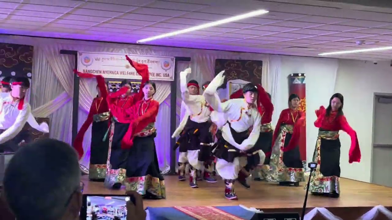 ནིའུ་ཡོག་ལ་ནང་ཆེན་སྐོར་བྲོ།