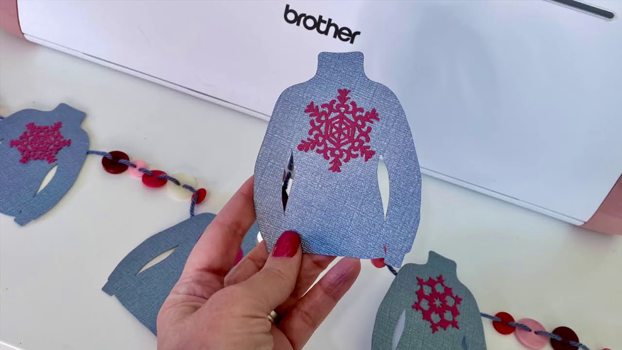 EASY! Craft Your Own Winter Garland