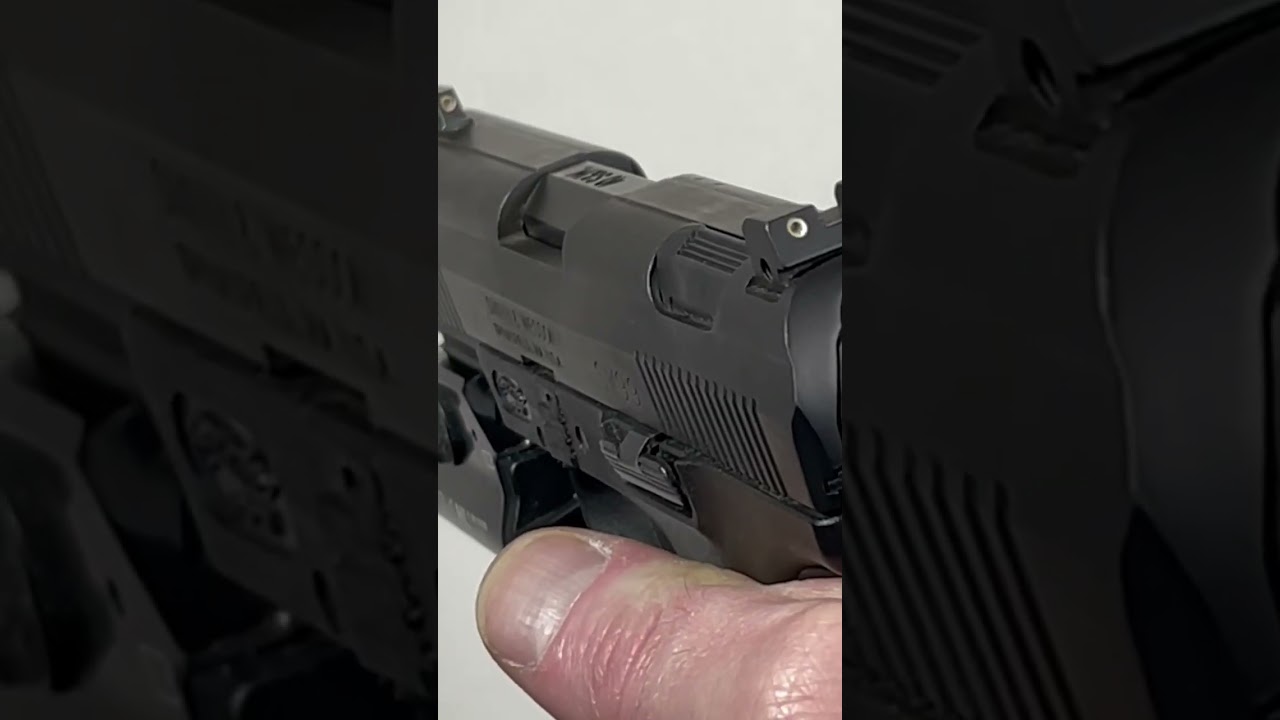ASMR - Smith & Wesson SW99 9mm Service Pistol w/TRL3 Light