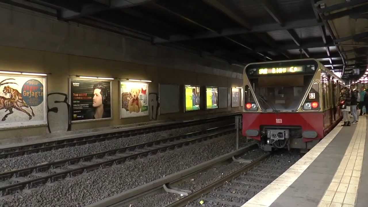 S-Bahn Berlin - Z&uuml;ge im Bahnhof Sch&ouml;nhauser Allee im Linksverkehr [1080p]