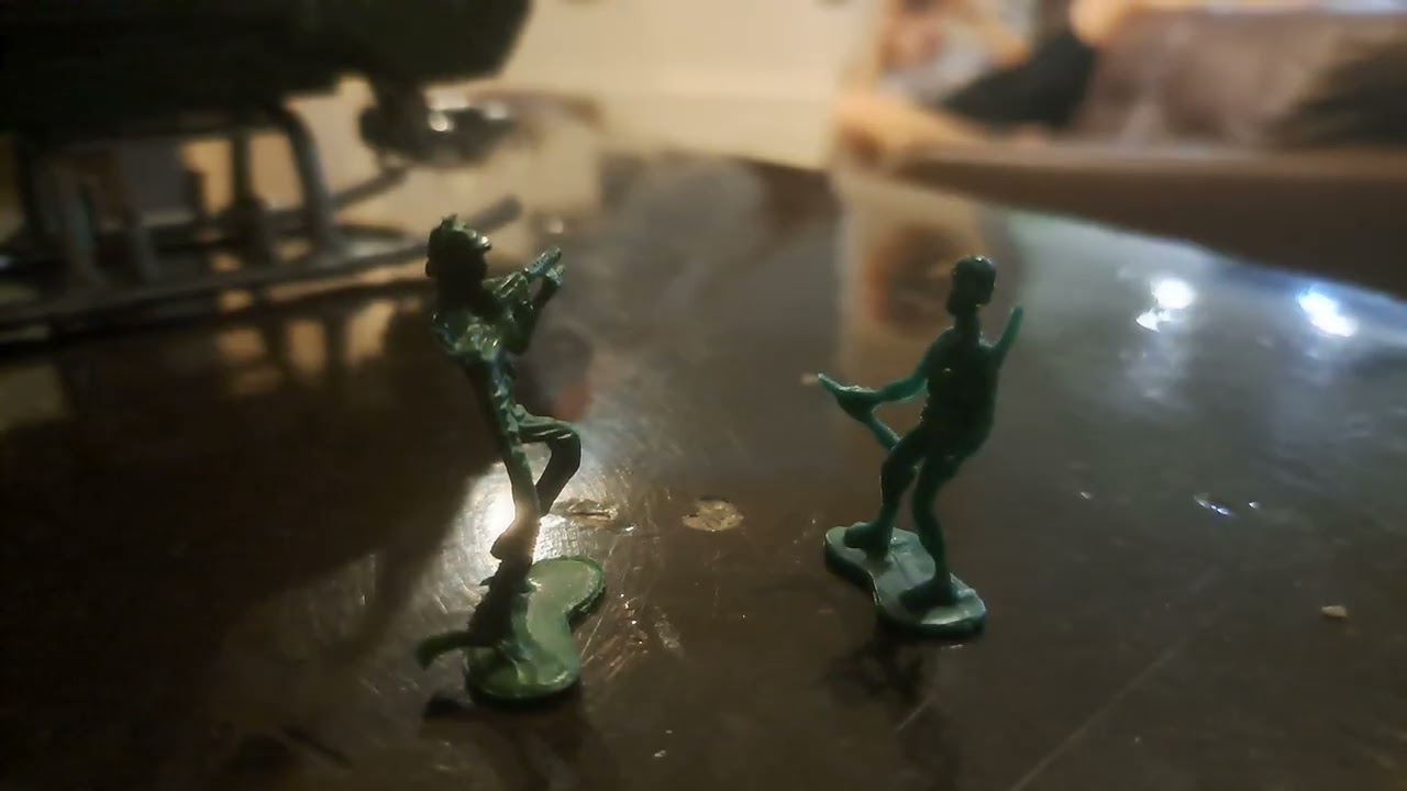 green army men stopmotion [first video of stopmotion]