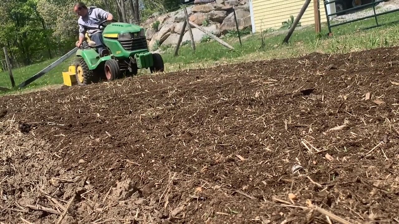 2015 John Deere X530 and 42-Inch Hydraulic Tiller