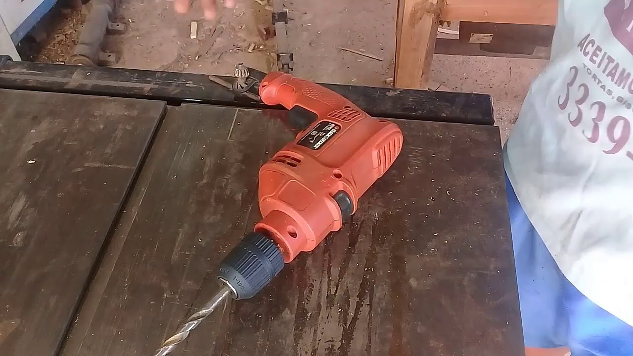DICA:COMO TROCAR O MANDRIL DA SUA FURADEIRA......TIP: HOW TO CHANGE YOUR PUNCHER'S CHUCK ......