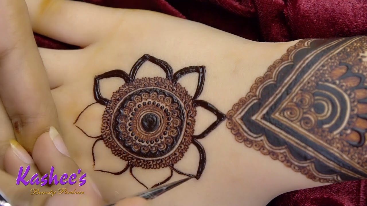Kashee's Signature Mehndi
