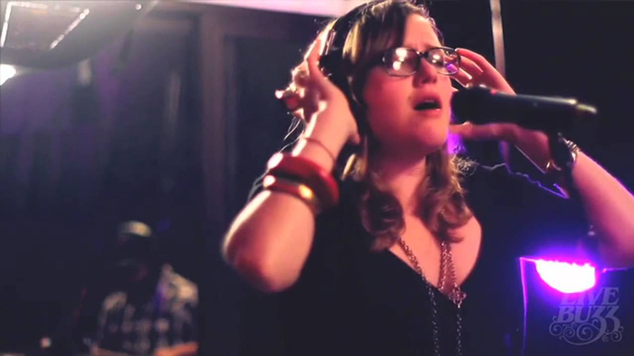 Hello Seahorse - Me Has Olvidado (Live Buzz) (HD 720p)