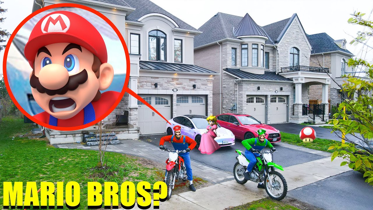 I FOUND MARIO BROS MOVIE AT MY HOUSE (WE RACED)