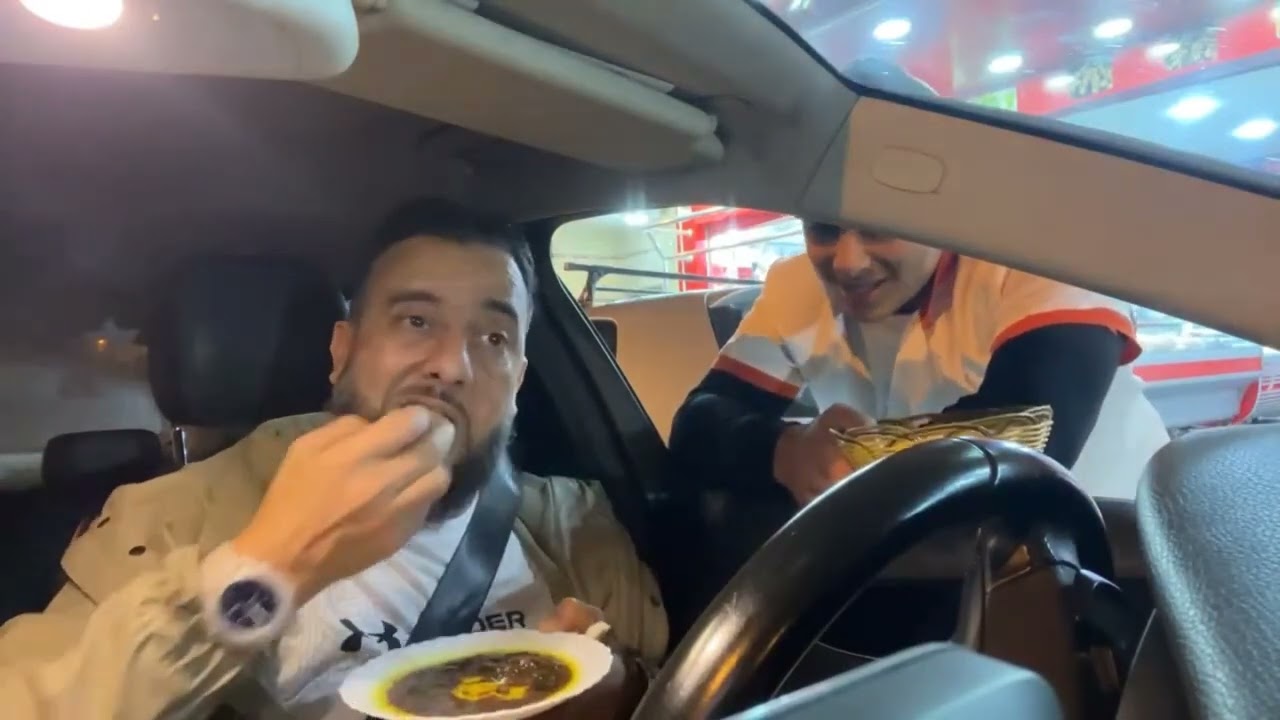 مثال للمعاملة الطيبة مع هاذ الناس