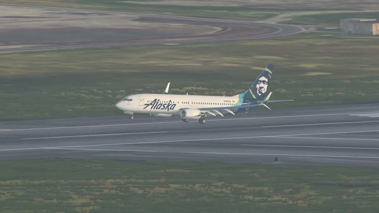 XP11 - LevelUP 737-8 - Runway 4R KBOS