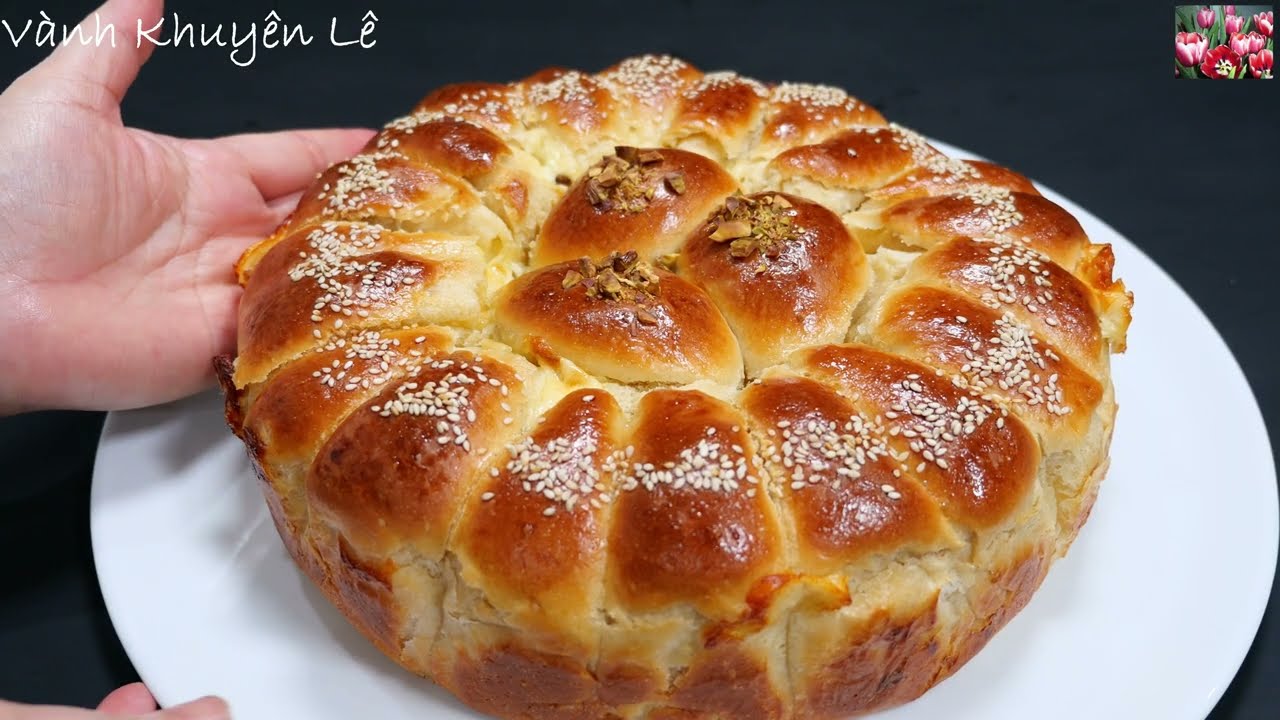 Cách Làm Bánh Mì đem đi dự Tiệc - Không Cần Máy, Không cần Nhồi, Bánh Mì Xốp Mềm lâu by Vanh Khuyen