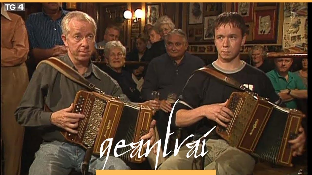 John & Colm Regan | Tigh O'Shea, An Merchant, BÁC | Geantraí 2001 | TG4