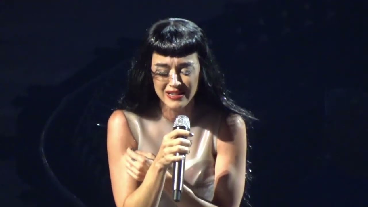 Katy Perry - 
