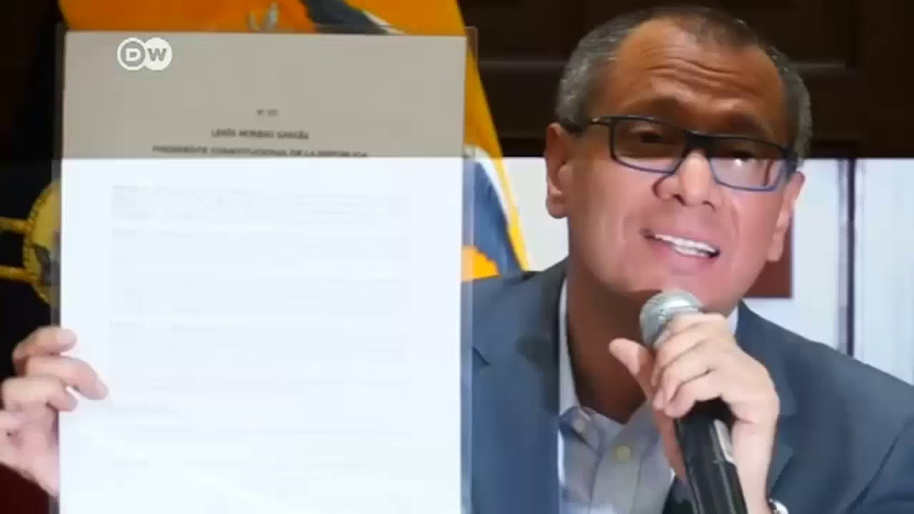 Caso de corrupción enfrenta a Lenín Moreno y Rafael Correa