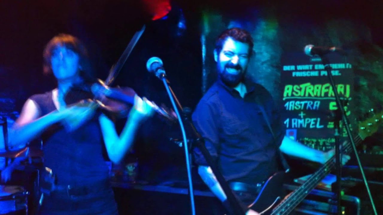 THE MOORINGS (FR) @ Freak Show, Essen (Germany)
