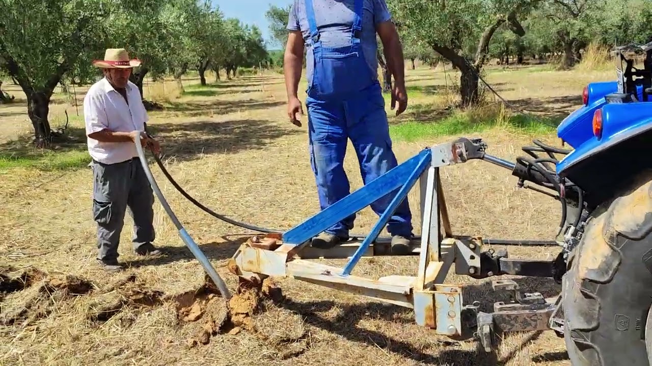 κατασκευει υπόγειου δικτύου άρδευσης. NEW HOLLAND TD 4040 F