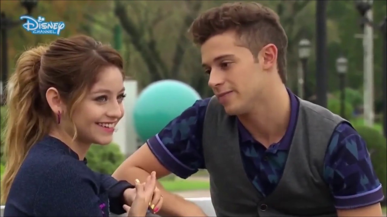 Soy Luna 3-Luna i Matteo chcą się pocałować,ale przeszkadza im Emilia[PL]Odc.20