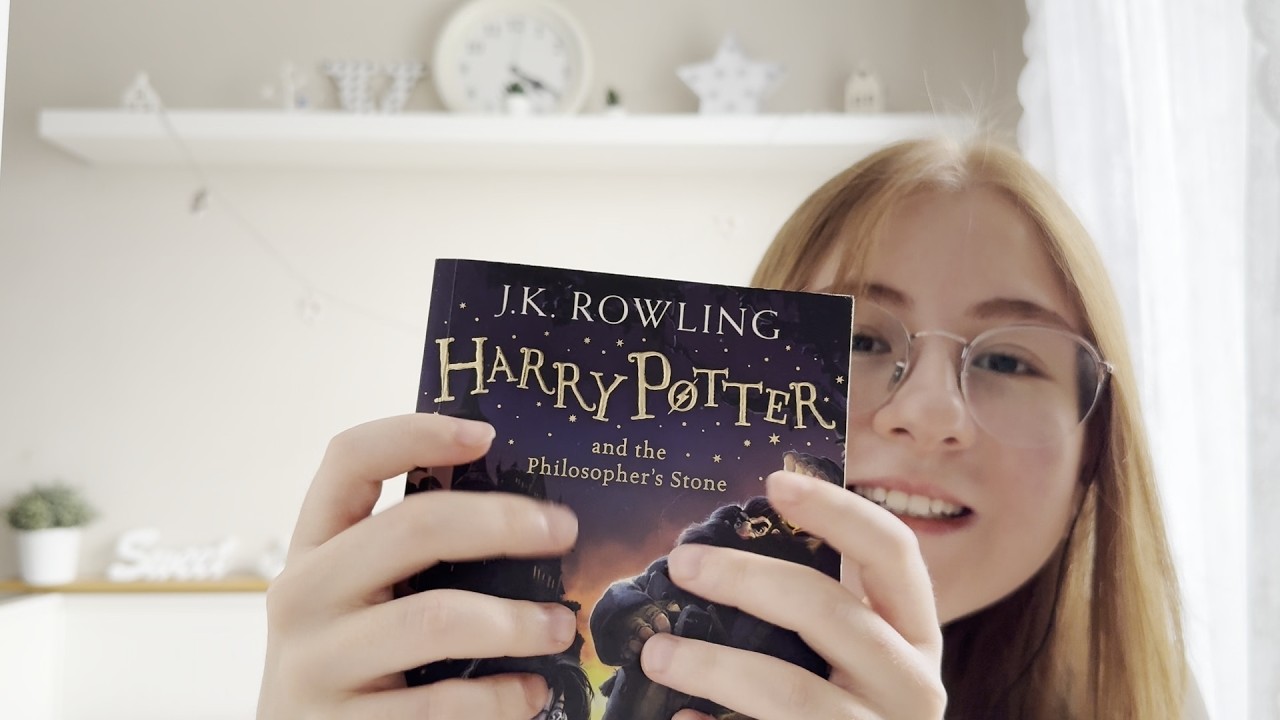 ASMR | Half-Inaudible Book Reading 📖 (Harry Potter) 🔮🧹 [A bit more inaudible than planned😅]