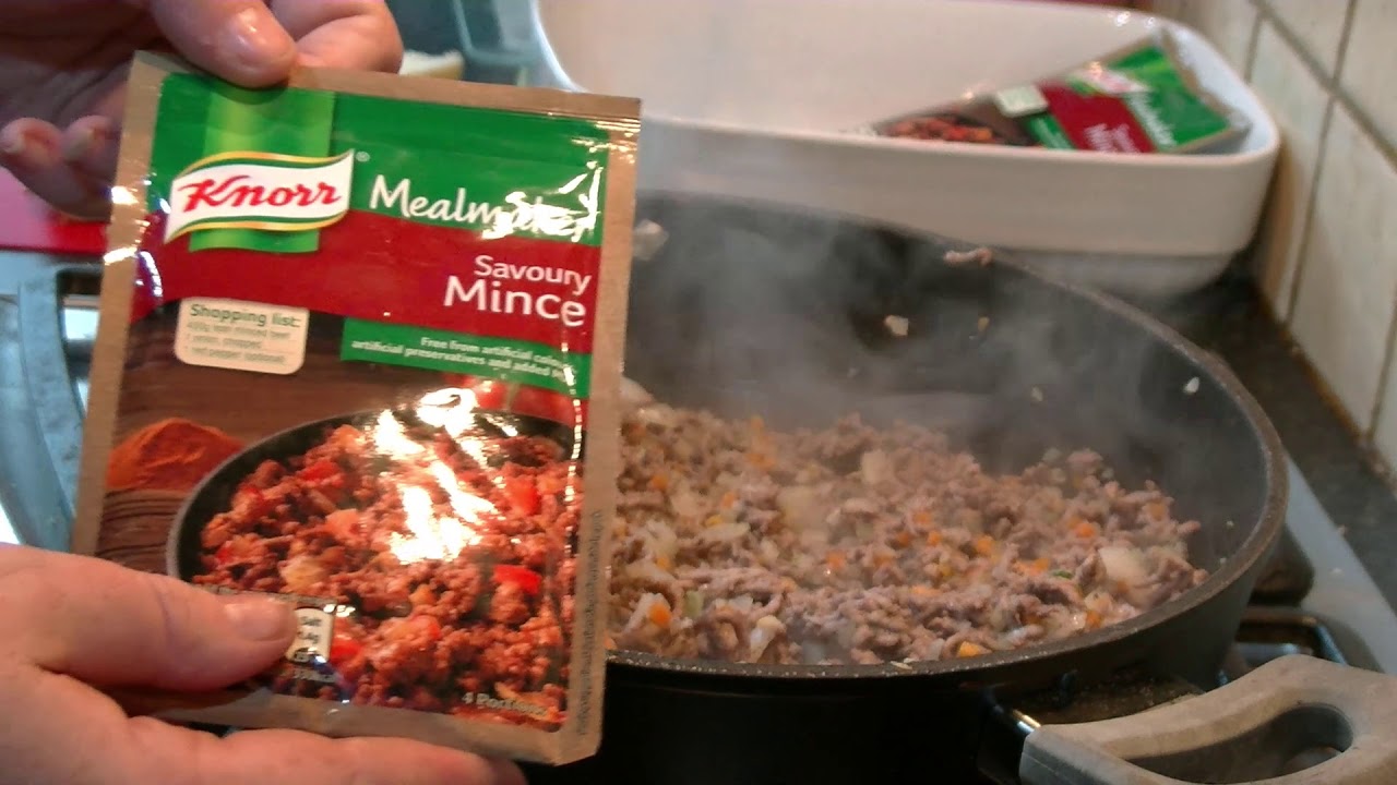 COOK WITH ME  - Savoury Mince ( Ground Beef)