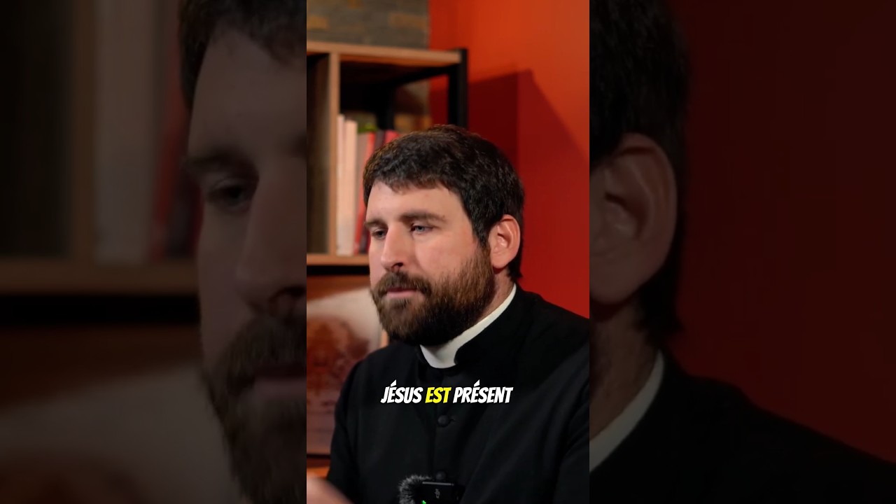 J&Eacute;SUS EST R&Eacute;ELLEMENT PR&Eacute;SENT DANS L'EUCHARISTIE !