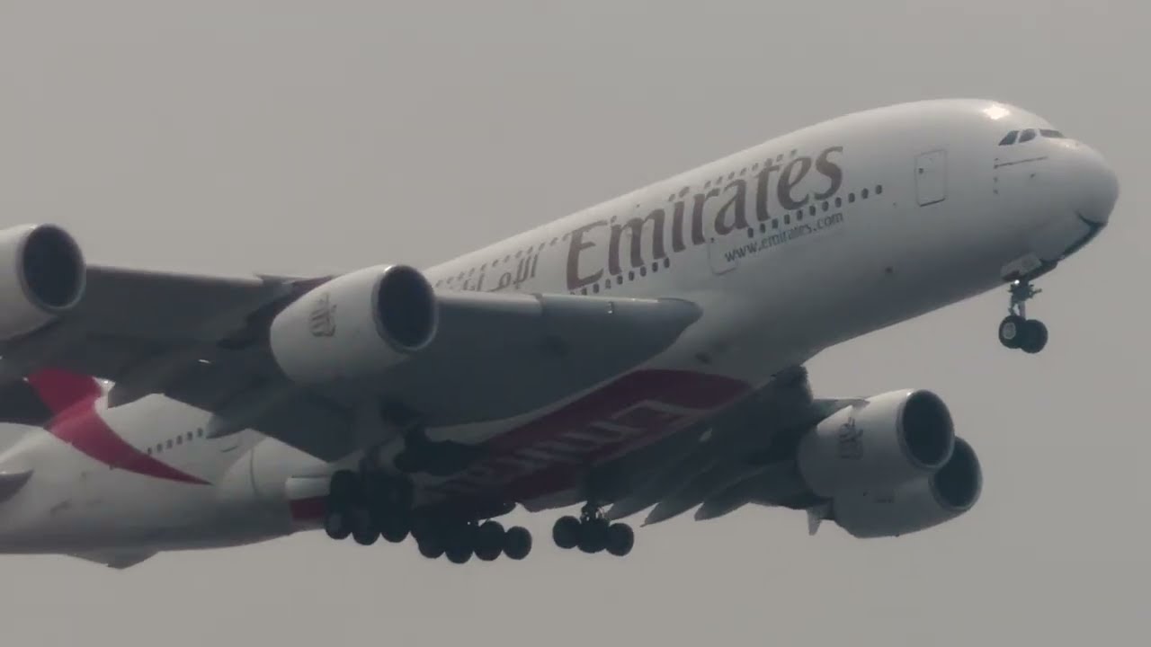 Plane Spotting and Close-up Takeoffs at DXB from Window View