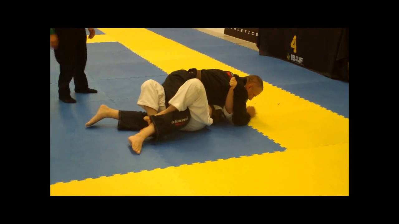 Michael Wachter IBJJF Munich 2013 senior 3 brownbelt open class final
