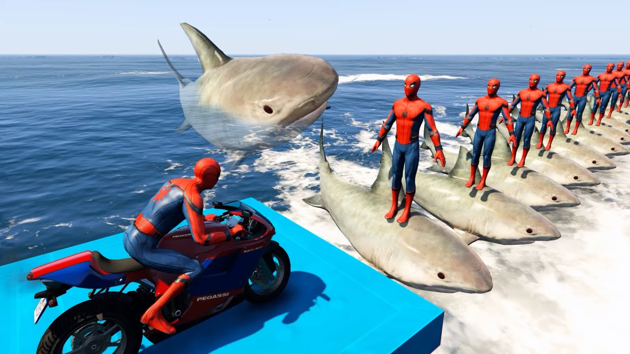سبايدرمان دباب فوق القروش ورؤوس سبايدرمان | دراجة سبايدرمان والابطال spiderman ride on sharks GTA 5