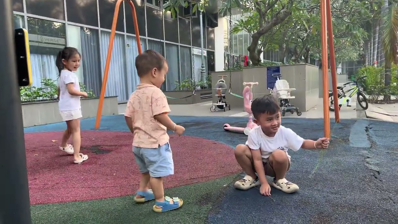 Jan 2026 - Win cùng ba mẹ và những trải nghiệm