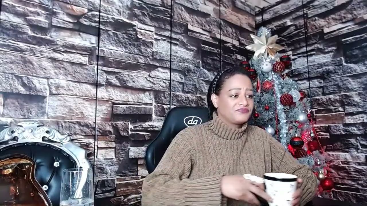 ቅ ል
