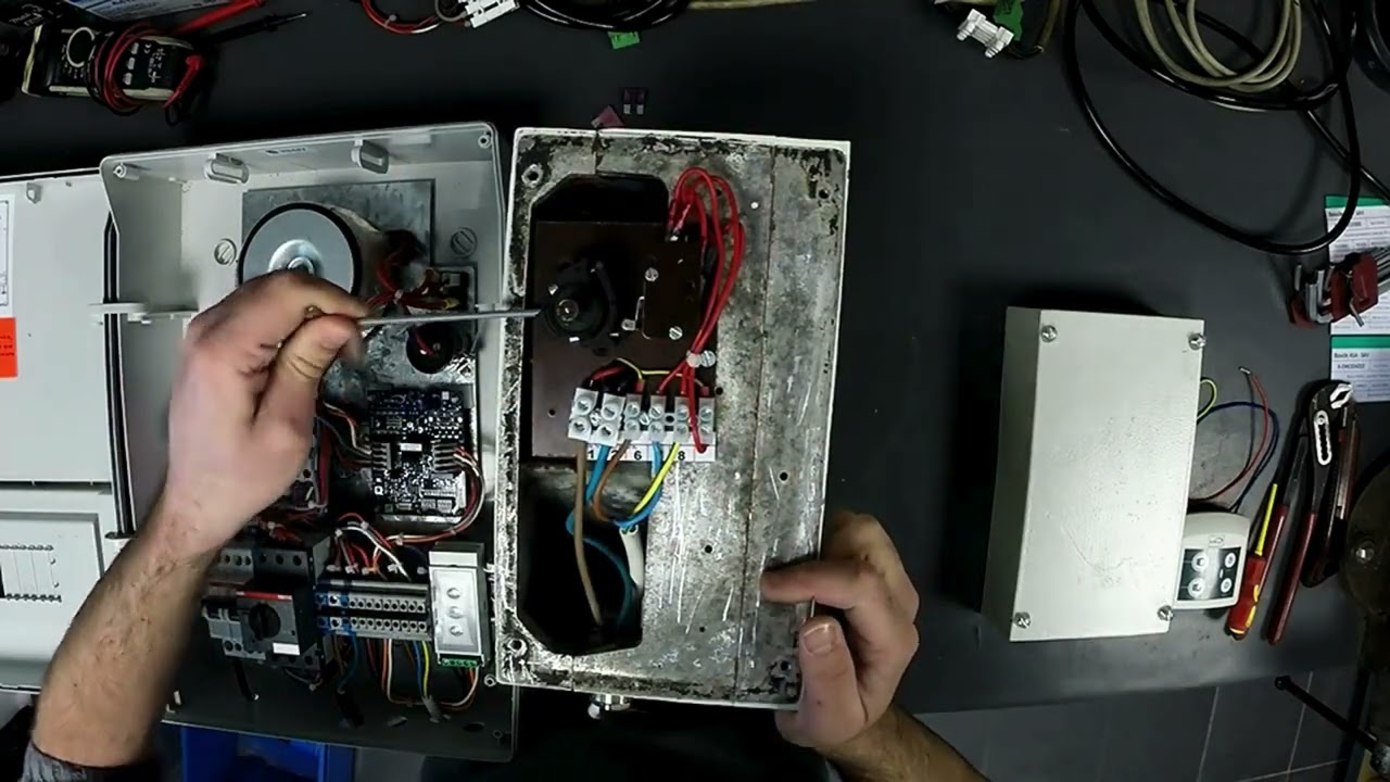 Tutoriel - Moteur Volet coffre sec MCA - réglage des fins de course - FR