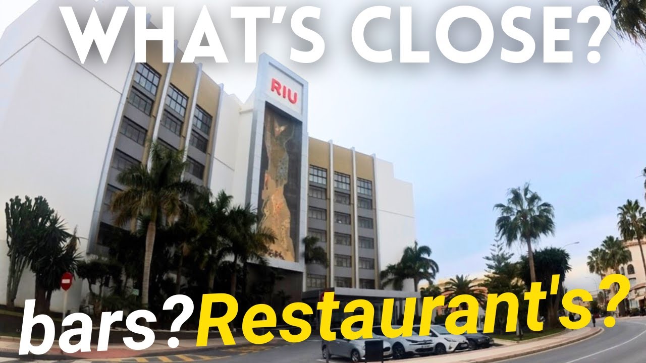 Hotel Riu Monica, Nerja, what’s nearby?