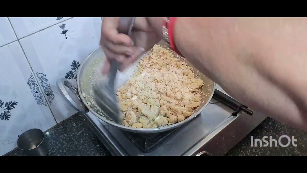 Special gunjiya recipe 😋 for Holi #Holi #indianrecipes 